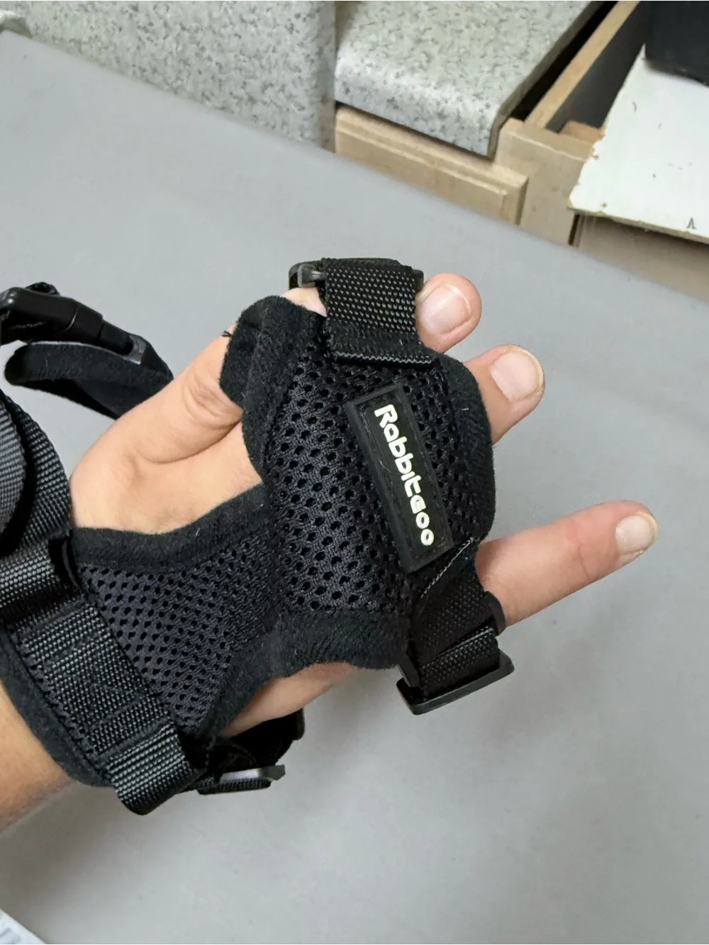 Rabbitgoo Black Dog Harness Vest – Breathable No-Pull Harness